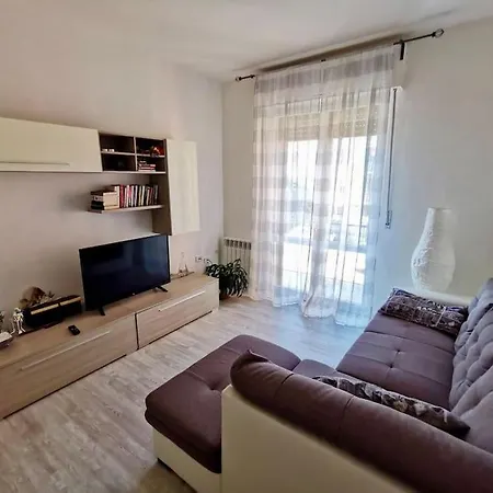 Rori House *